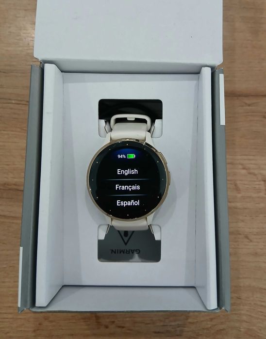 Часовник GARMIN Venu 3S