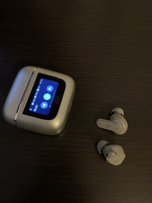 Căști wireless JBL Tour Pro 3 – ANC, ca noi, folosite o singură dată