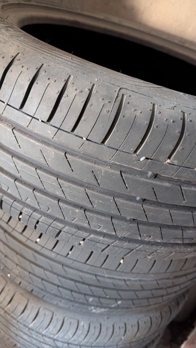 Шины goodyear R17 от трекер