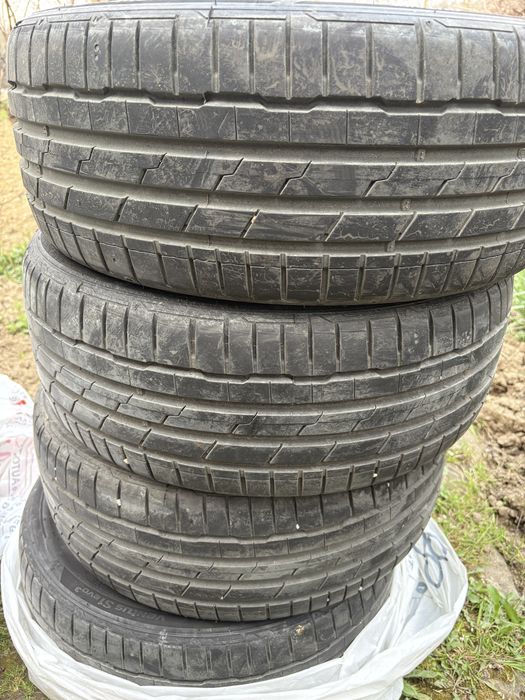 Anvelope Vara Hankook 205/45 R17