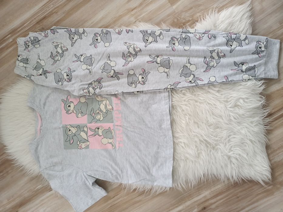 Pijamale noi cu etichetă  xs/s