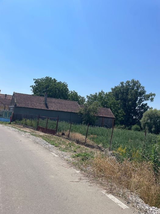 Casa si teren de vanzare Toboliu