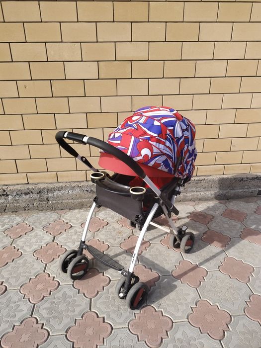 Коляска детская , хорошая