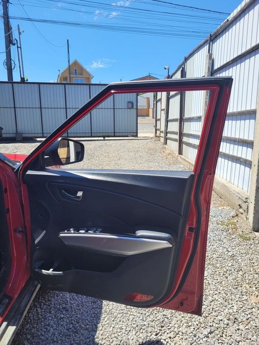 Usa Dreapta Fata SsangYong Tivoli 2015 - 2019 SUV 4 Usi Flaming Red Pear RAM (1290)