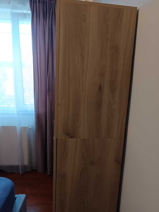 Mobilier de vanzare