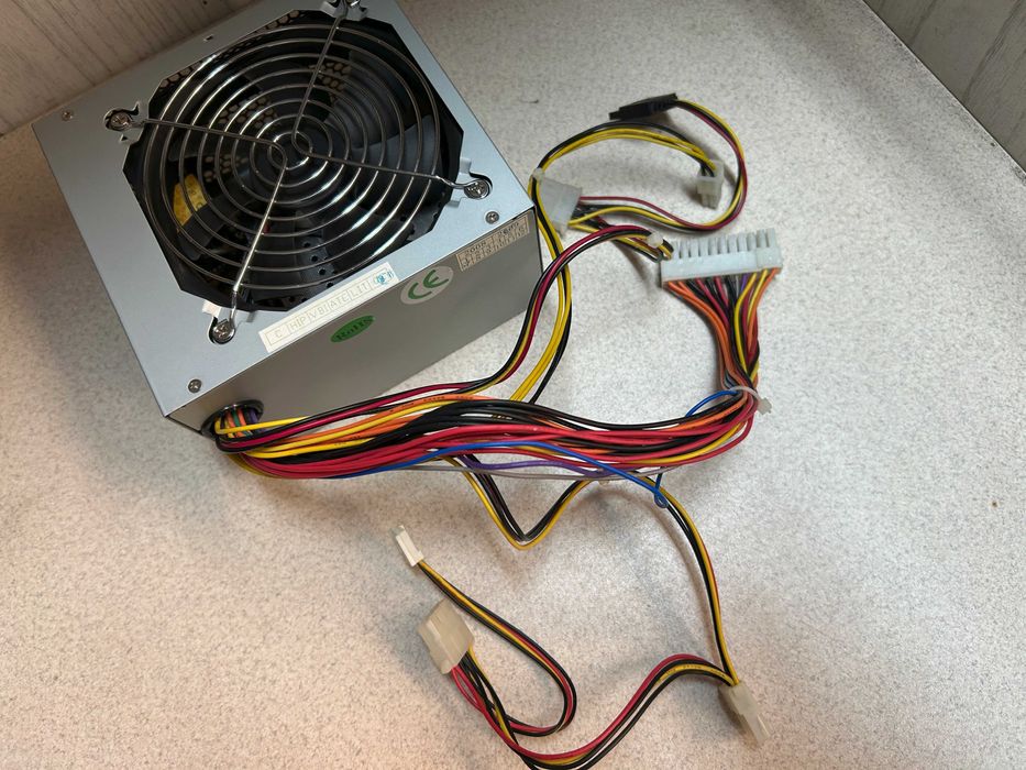 Захранване за компютър HKC SZ-400DR