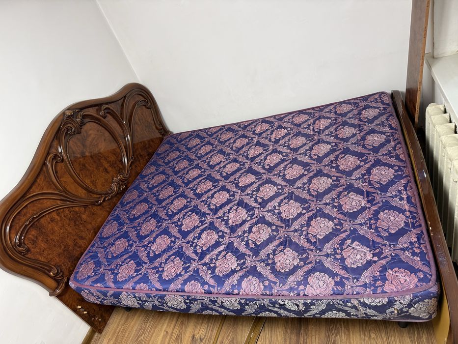 Кровать 20.000 тысяч