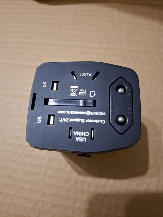 Vând adaptor/converter