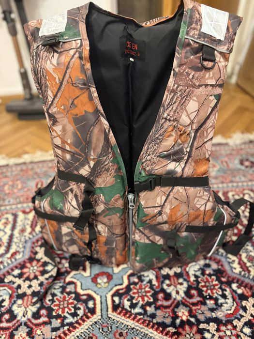 Vesta pescareasca de salvare NOUA