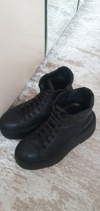 Ghete damă cu platformă