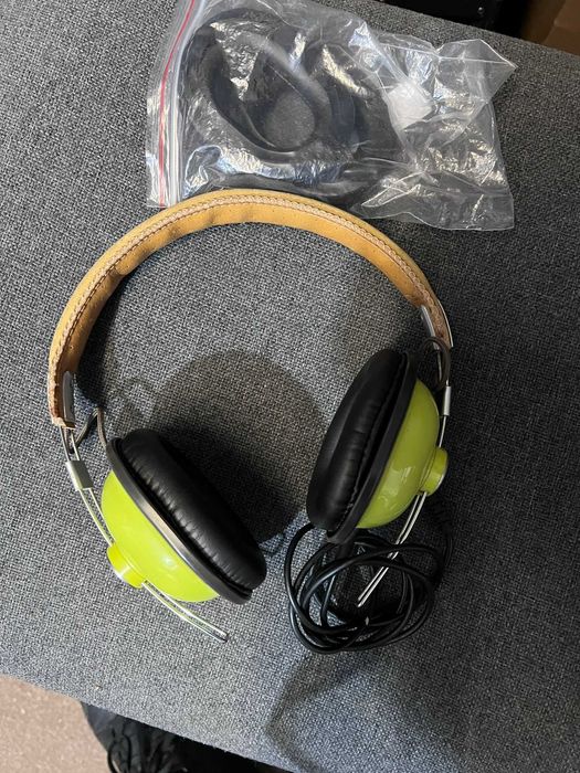 Casti retro cu fir Panasonic rp-htx7