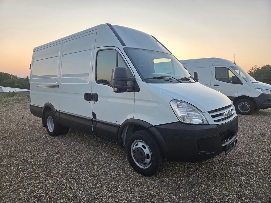 Iveco Daily 35C15 35C18 3.0HPi Recent adus Italia 3,5tone