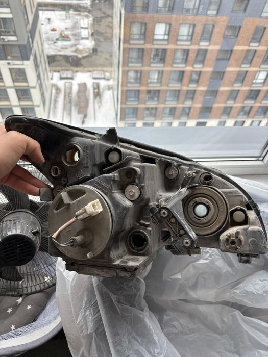 Фара Lexus RX 330