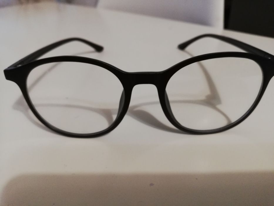 Ochelari cu clip-on. Atât de vedere cât și de soare