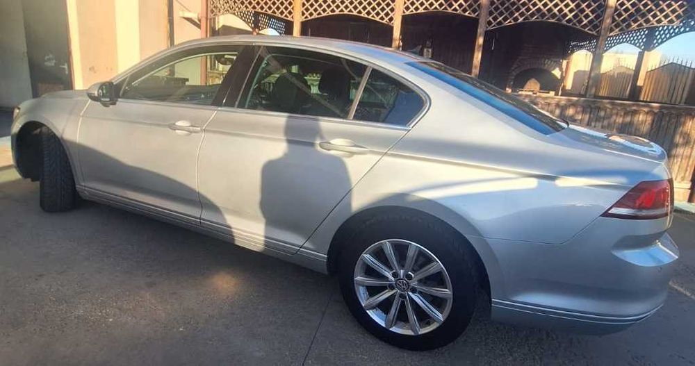 Dezmembrari  Vw Passat B8 -2.0 tdi ,DSG cod motor CRLB