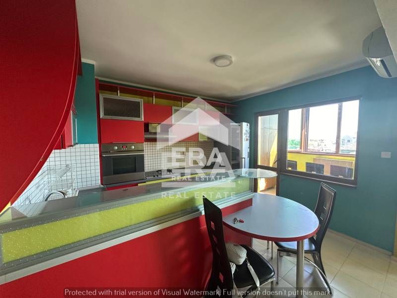 Продава се Тристаен апартамент в Русе, Център - 91 кв.м за 1687 €/кв.м - Снимка #5