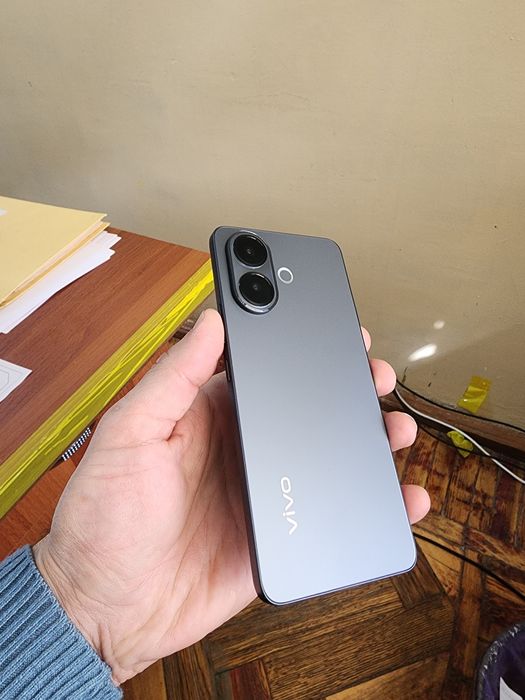 Vivo V60lite 8+8/256gb(2025) 1oylik iwlawi zur aybi yuq tozza telefon