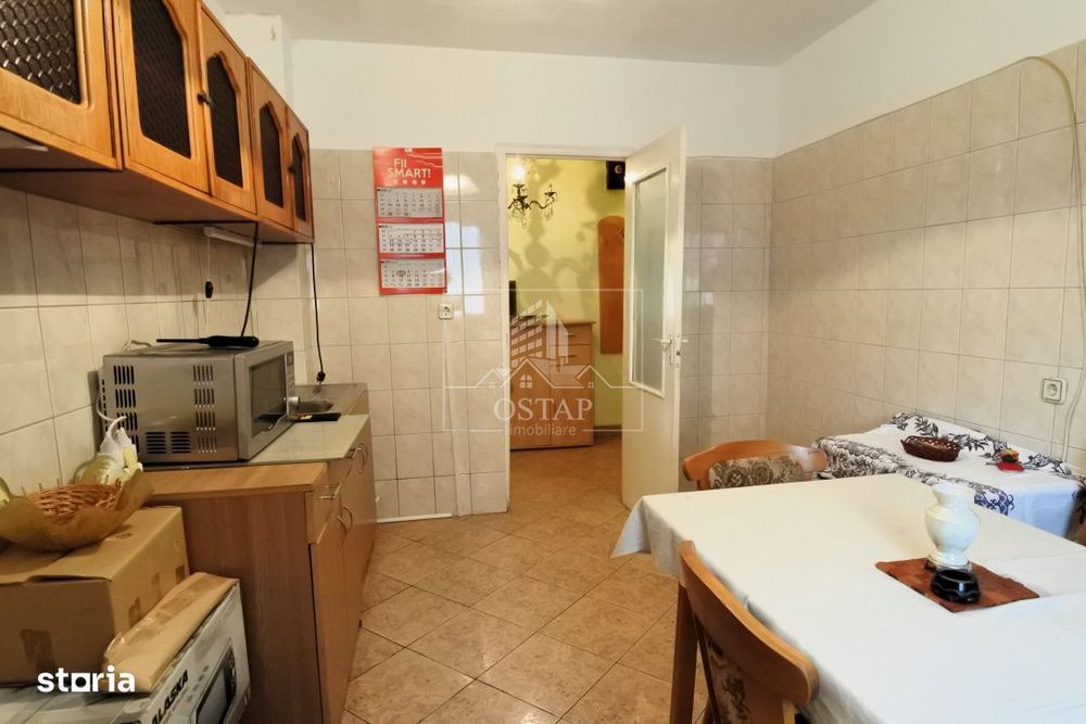 Zona Nord - 22 Decembrie - apartament 3 camere decomandate - 72.000 EU