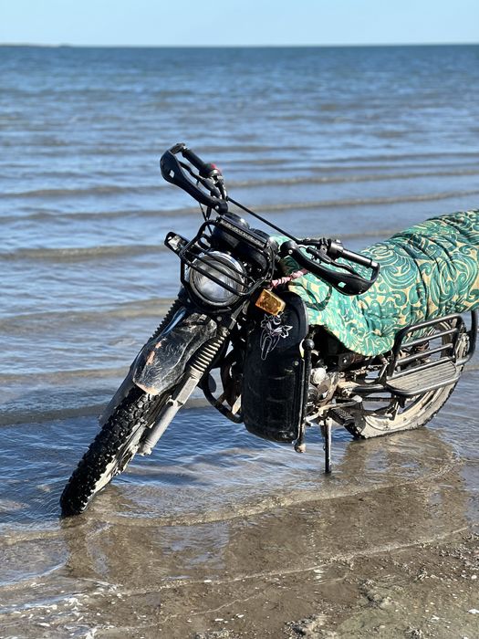 Мотоцикл GSX200