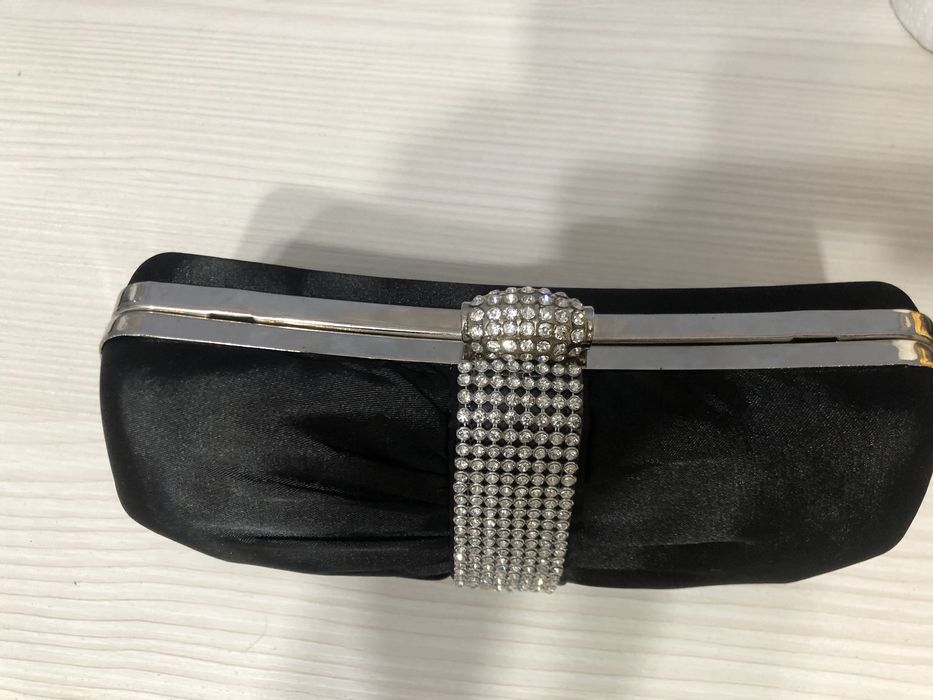 Продам клатч сумку черный цвет