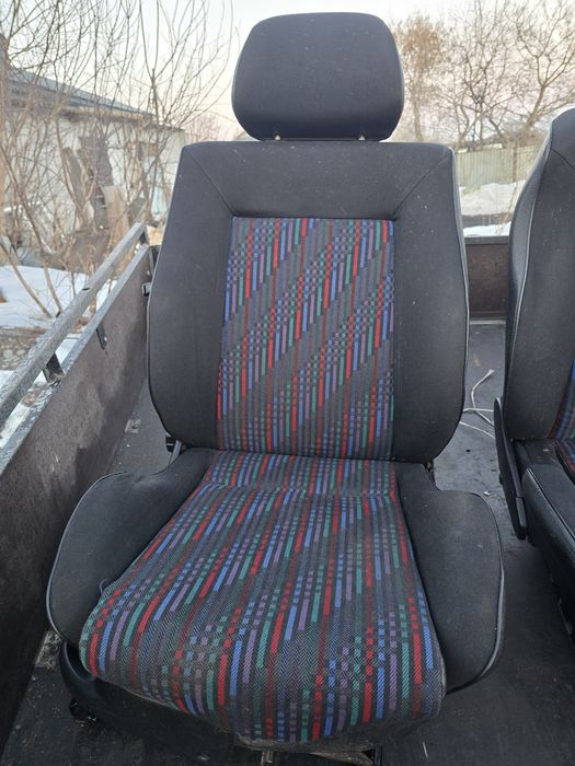 Продам сиденья от нивы
