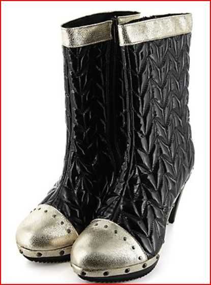 Нови ботуши School