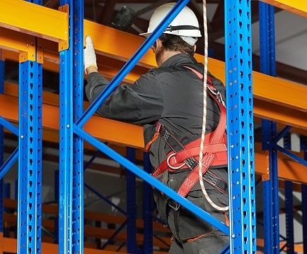 Сборка и монтаж палетных стеллажей, Установка стеллажей любого вида