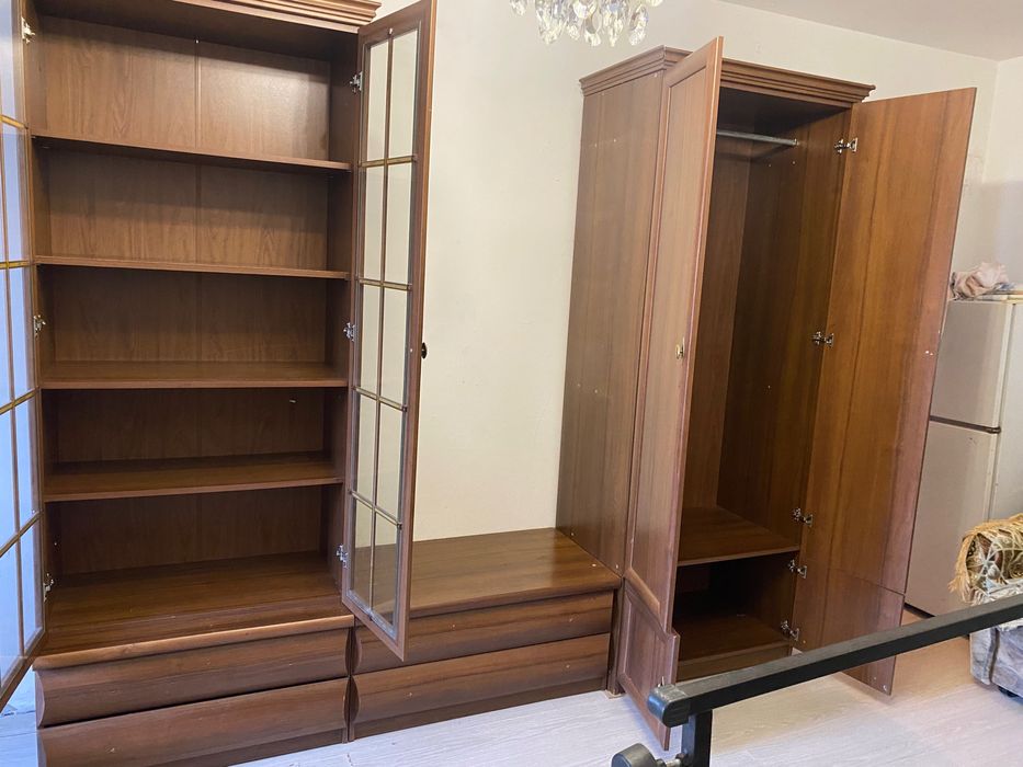 Сервант стенка в идеальном состоянии