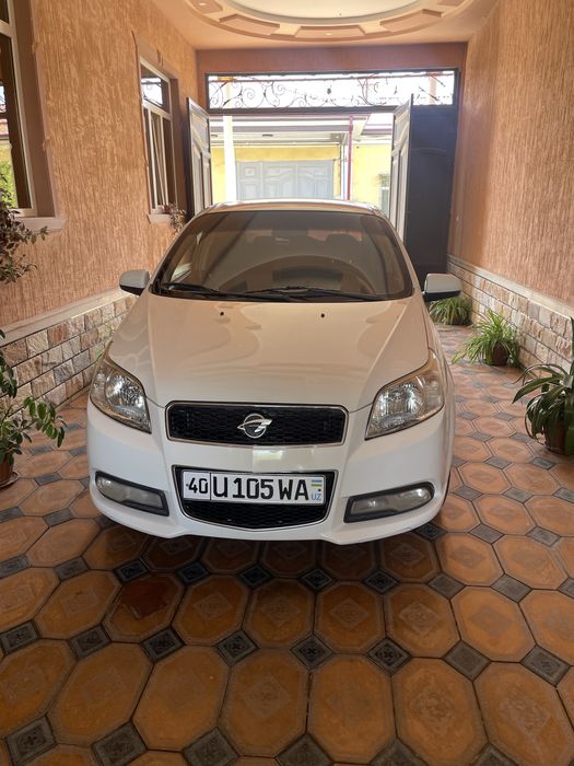 Nexia 3 avtomat 4chi pozitsya