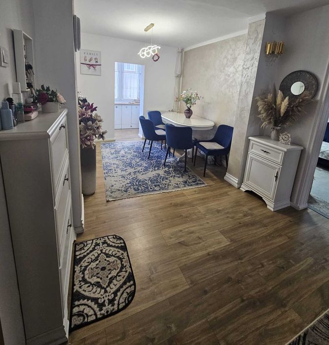 Apartament 5 camere,PB mare,(4+1),2 bai, Zona Sf.Ap Andrei, Oradea