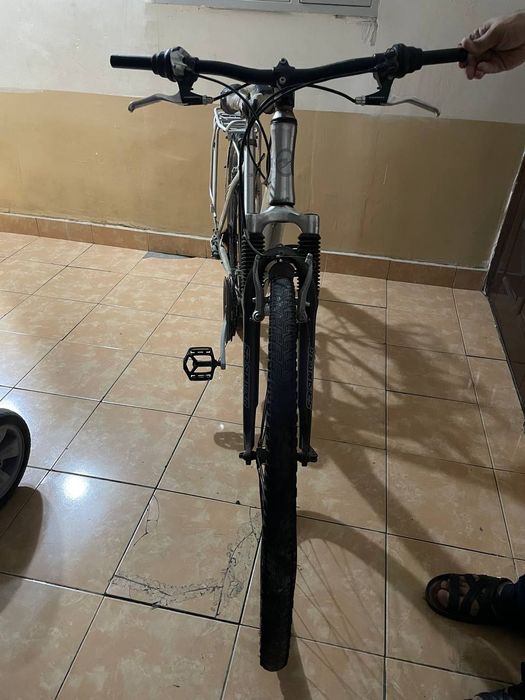 Велисапед сотилади