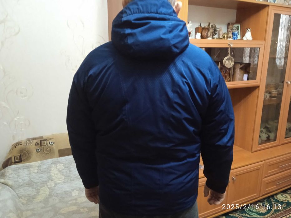 продам   куртку   Саламон  в  отличном  состояние