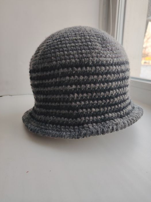 Продам вязаную шапку