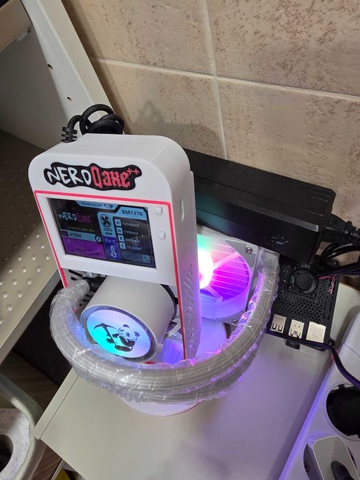 Bitaxe NerdQaxe++ Water Cooling 4.8TH/s Bitcoin Asic Miner