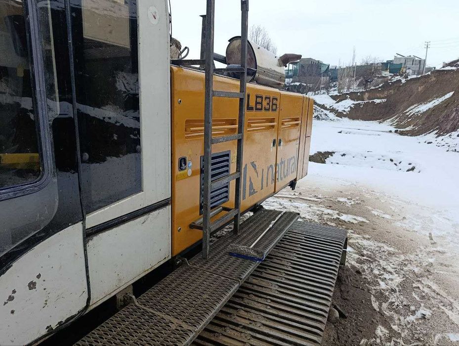 LIEBHERR LB 36 буронабивные сваи