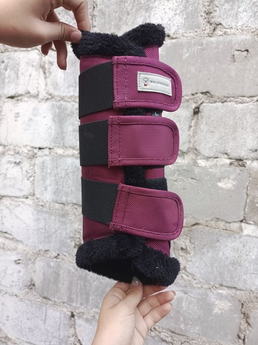 Ногавки передние для лошади