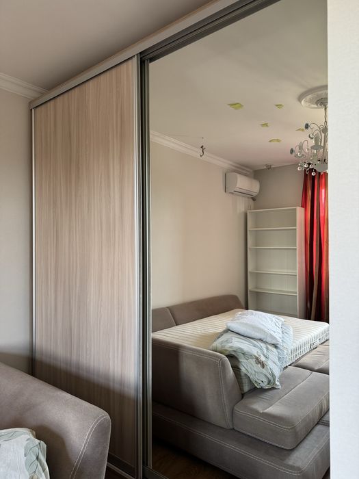 Продаю шкаф купе