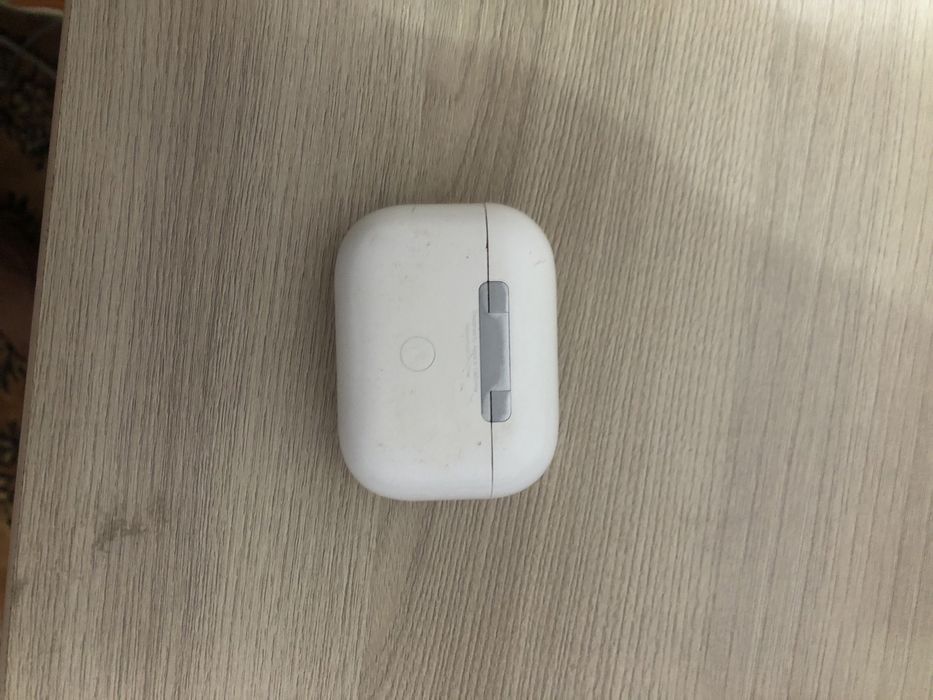 Airpods Pro 2.