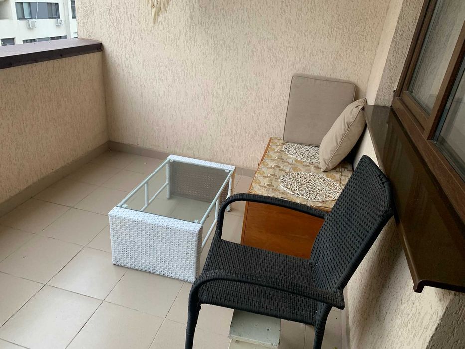 Inchiriez apartament 2 camere zona Lidl - Rezervelor (Rosu)