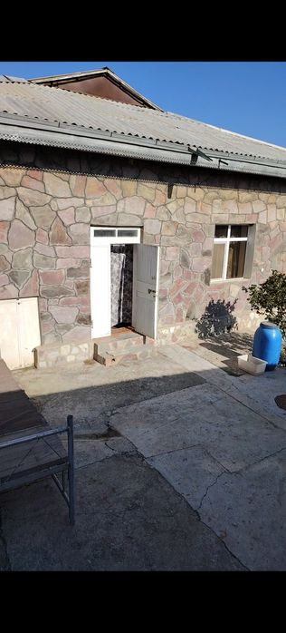 Уютный Дом в тихом районе / Tinch hududda shinam Xovli-Uy Xovli-Uy