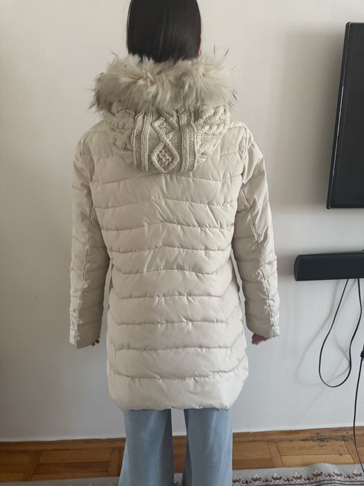 Зимняя куртка для девушек