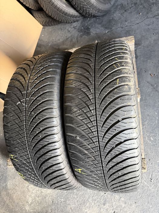 2 anvelope all season 235/50/18 , GoodYear !