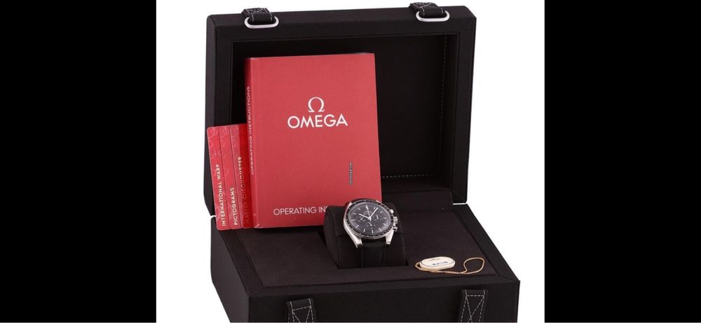 Омега Moon watch