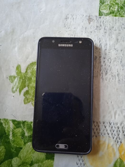 Продам Самсунг дж5