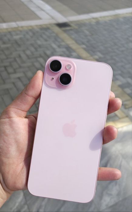 Iphone 15 plus pink