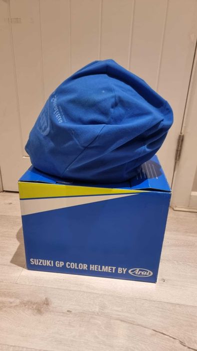Каска за мотор Сузуки