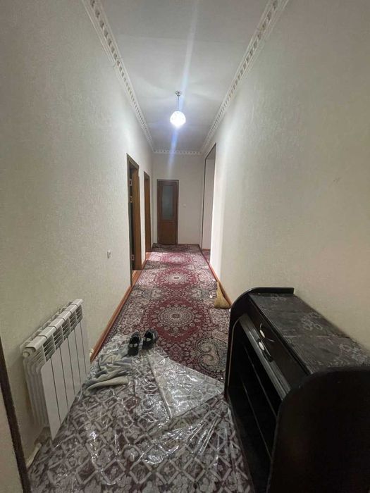 Шахар маркази Lagmon-D 3 хонали квартира ижарага берилади. ID: 1536