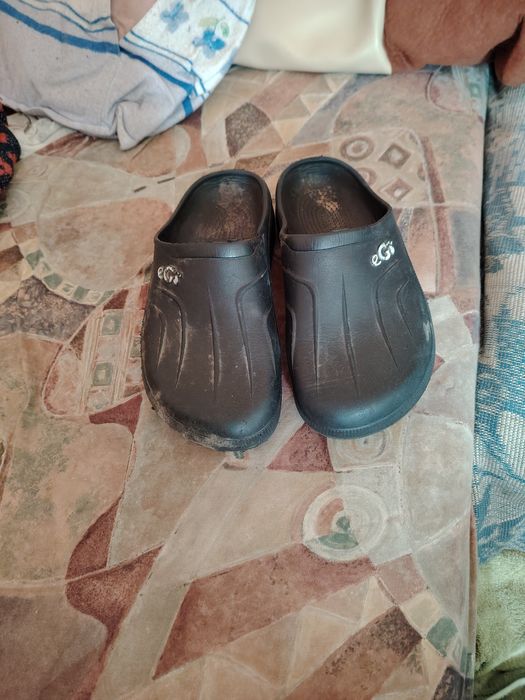 Papuci de casa sau curte