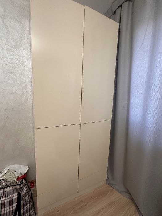 Шкаф большой вместимый