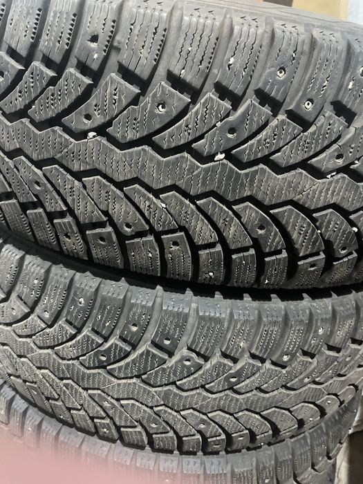 Продам резину на 17